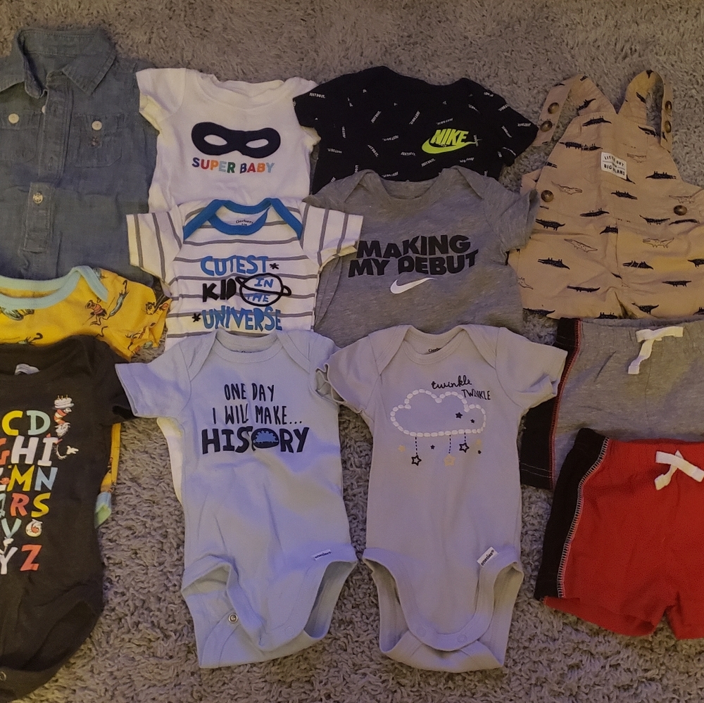 Lot of baby boy clothes 0-6months
